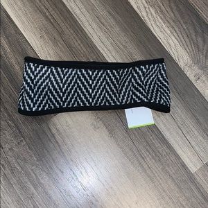 NWT Old navy active ear warmers